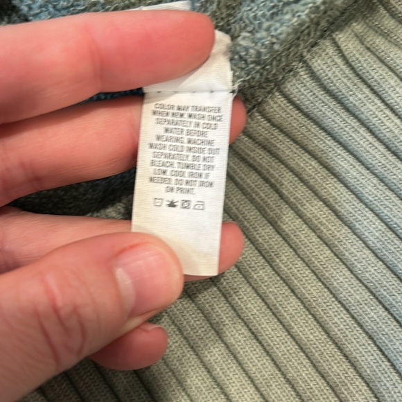 Aerie Oh Snap Weekend Henley in Olive Size Large - Picture 6 of 6